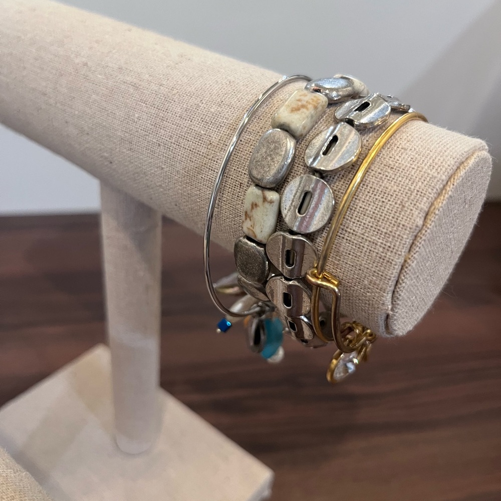 Lot of 4 various bracelets